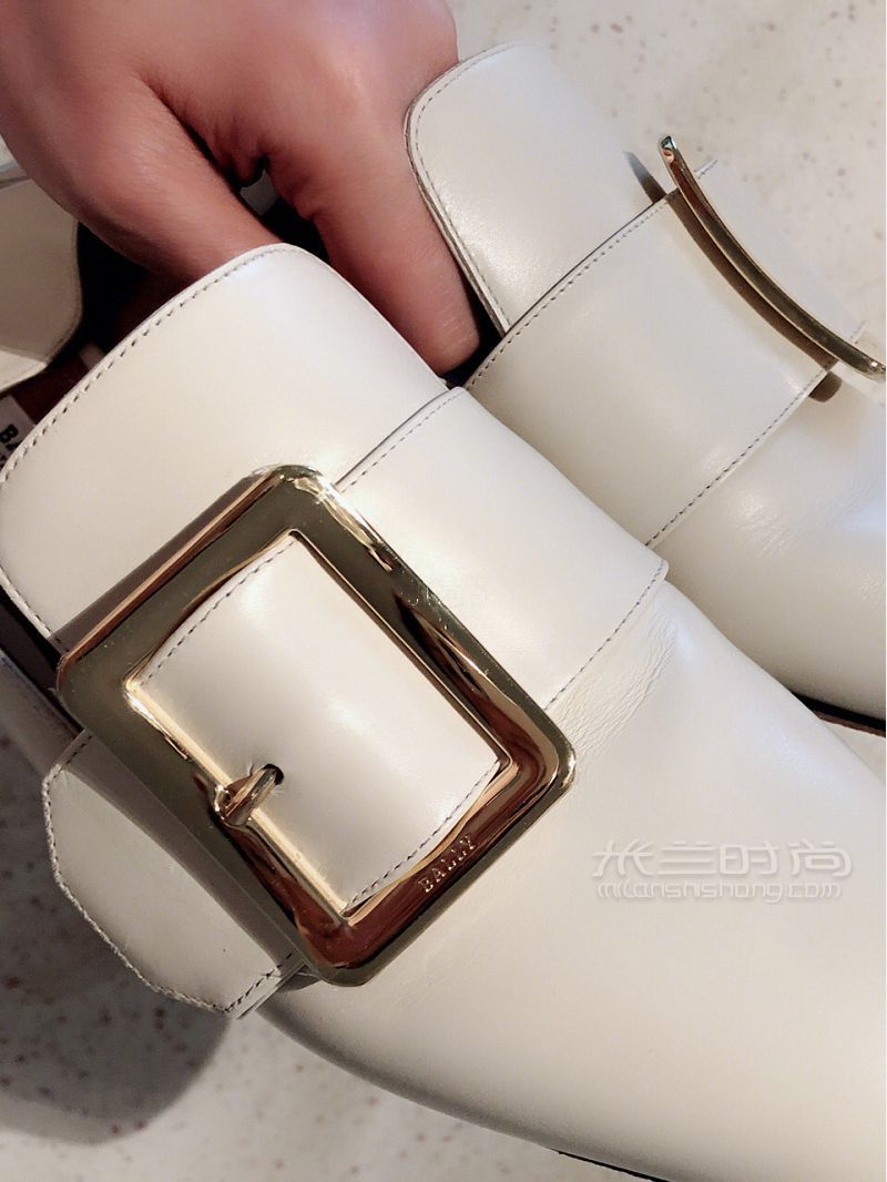 怎么解決白色Bally方扣鞋面磨黑的問題？白色Bally鞋子怎么清洗？_4