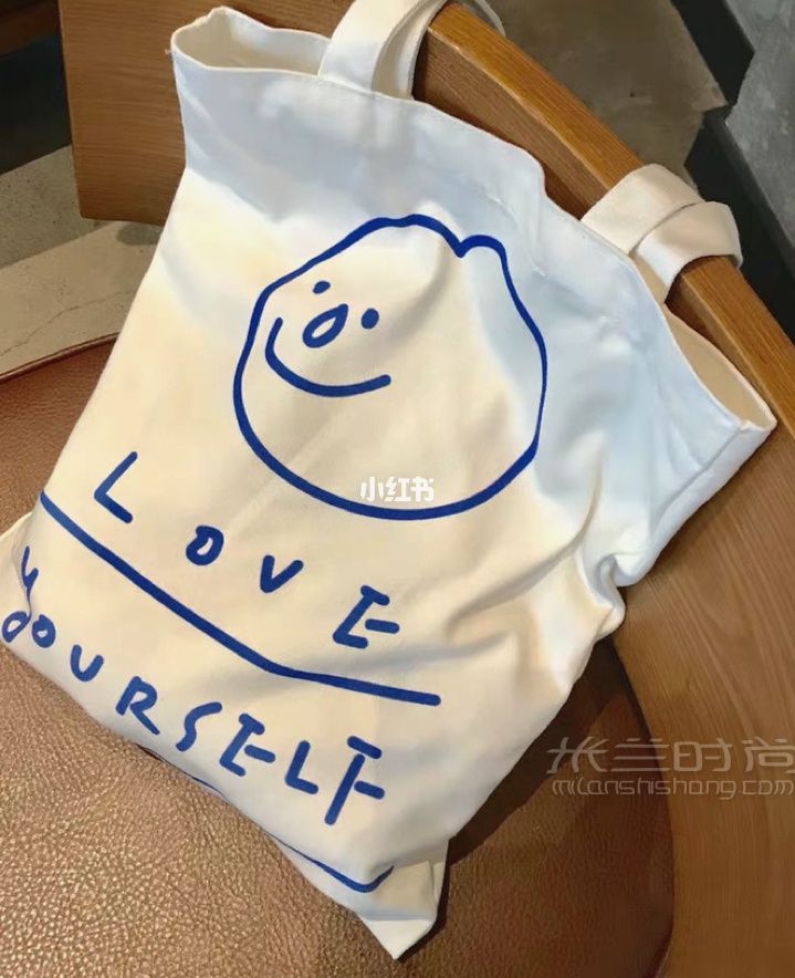 對鏡自拍和閨蜜出門前咔嚓臭美了兩張穿搭_4