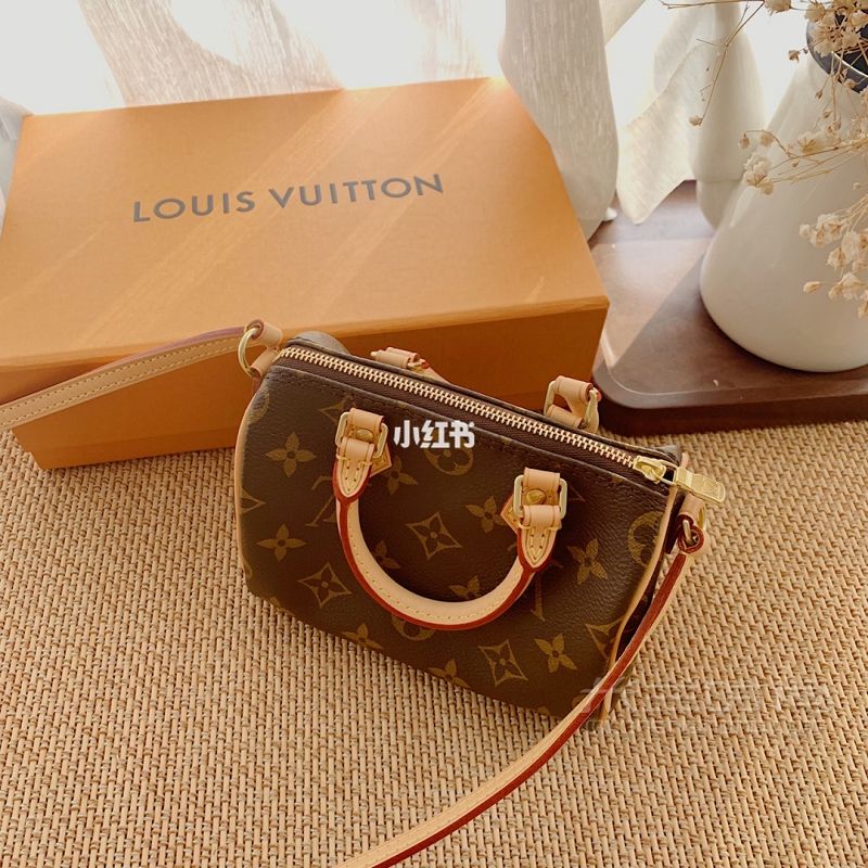 LV nano speedy  枕頭包購(gòu)買小攻略枕頭古馳怎么樣_4