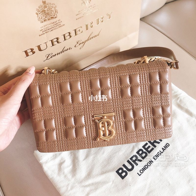 Burberry 2019秋季新款TB包終于被我搶到了_3