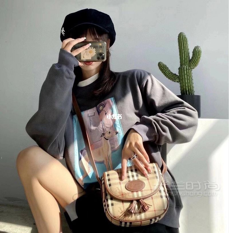 入冬第一款Burberry中古包 博柏利怎么樣 BURBERRY包包_2