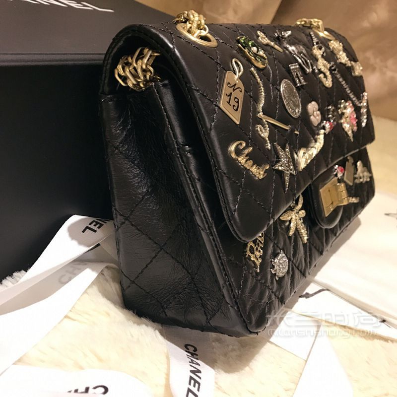Chanel 香奈兒2.55限量款徽章包_5