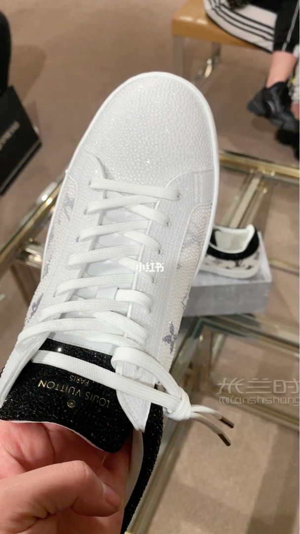 LV小白鞋怎么買？LV小白鞋價(jià)格多少錢？_1