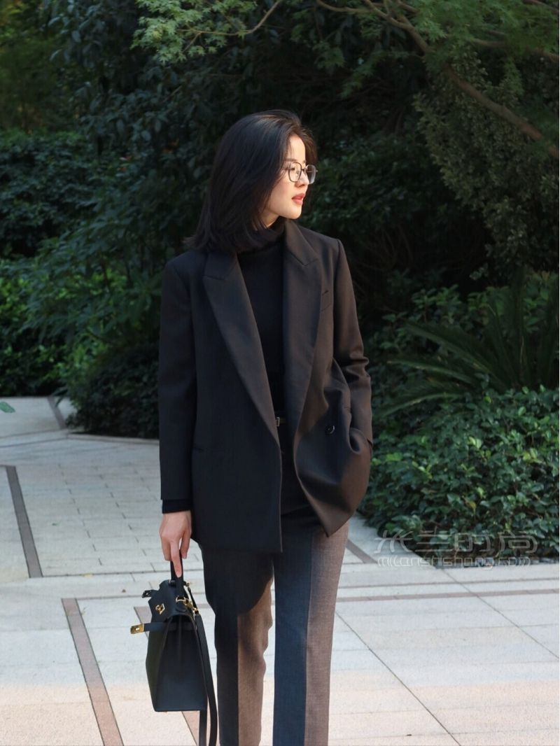若愚職場穿搭 女人為什么要穿西裝？_6