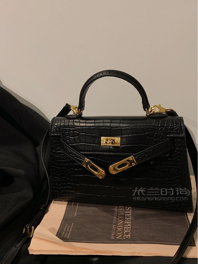 抽獎(jiǎng)福利免費(fèi)送一人！招牌鱷魚紋凱莉包_7