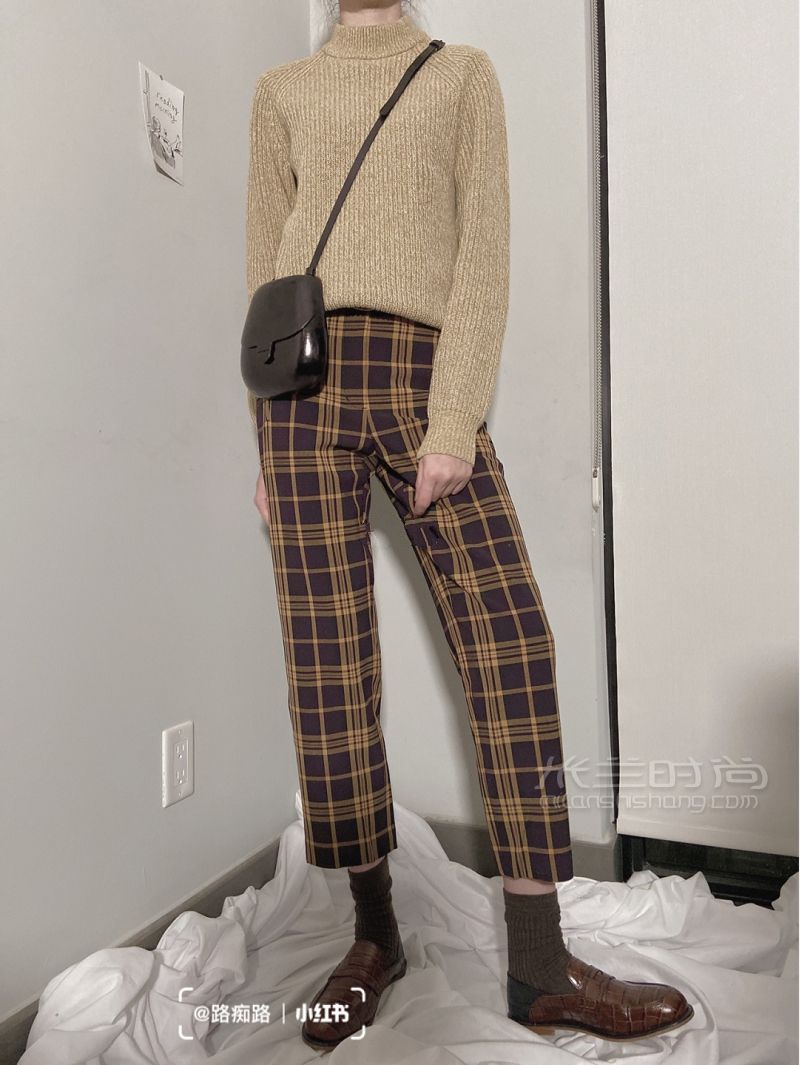 優(yōu)衣庫(kù)20春夏新品 奶油色牛仔褲_9