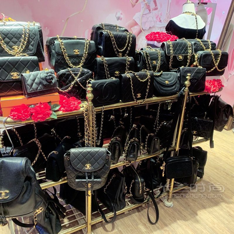 香港尋找最低價的奢侈品包包 香港銅鑼灣尋找日本最有名的中古店_1