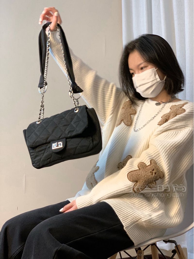 18塊黑色菱格單肩包 物美價(jià)廉拼夕夕_4