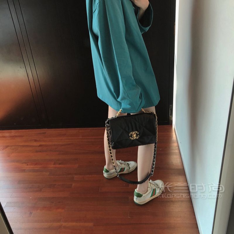 Chanel香奈兒19系列包太絕了吧！??！_8