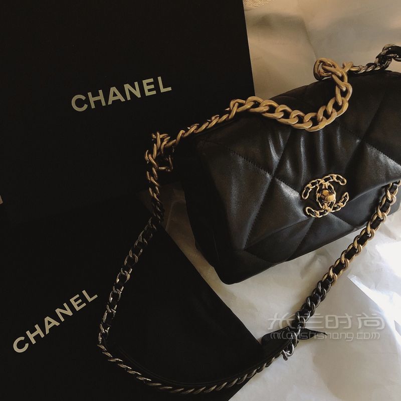Chanel香奈兒19系列包太絕了吧?。?！_1