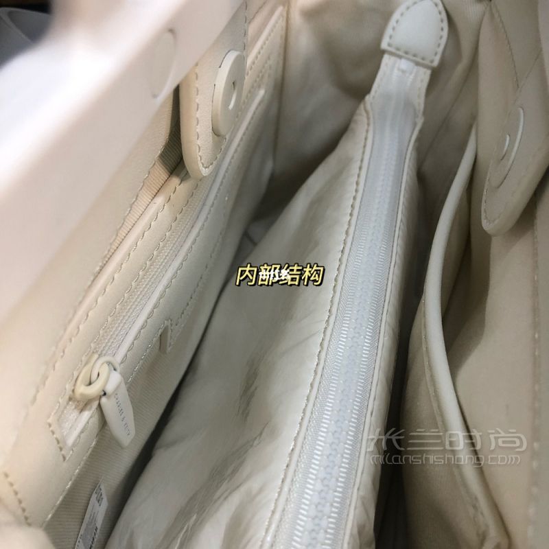 女大學(xué)生第一款小ck 線下最新款 限量發(fā)售_6