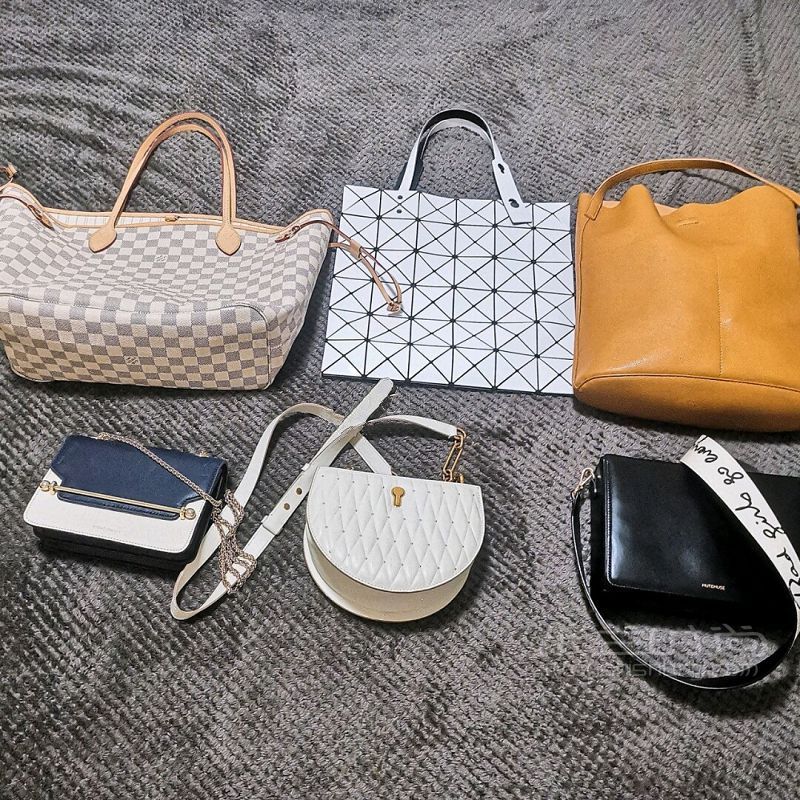 25歲女生買BALLY包怎么樣_1
