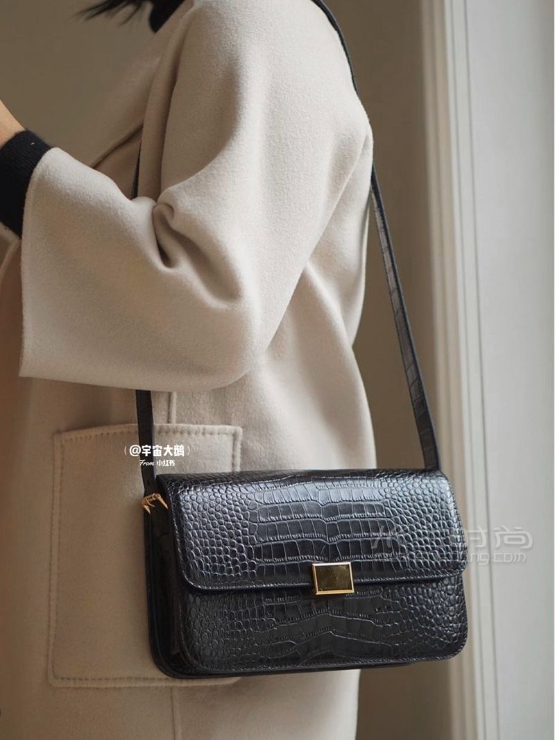 2020年小眾包千元Celine Box包_8