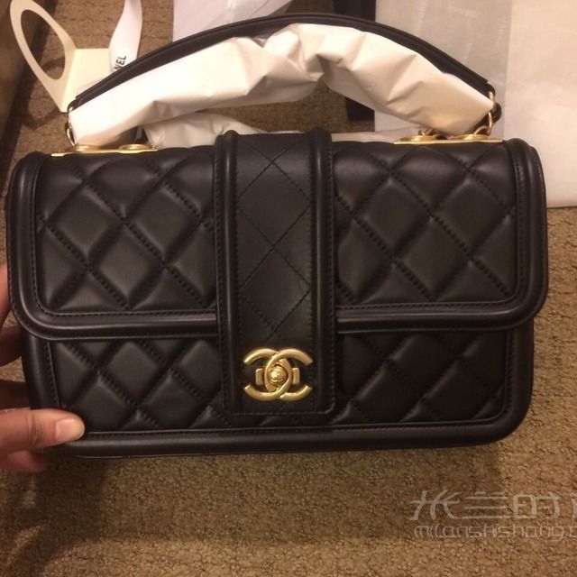 一直心心念念想著買香奈兒的包_1