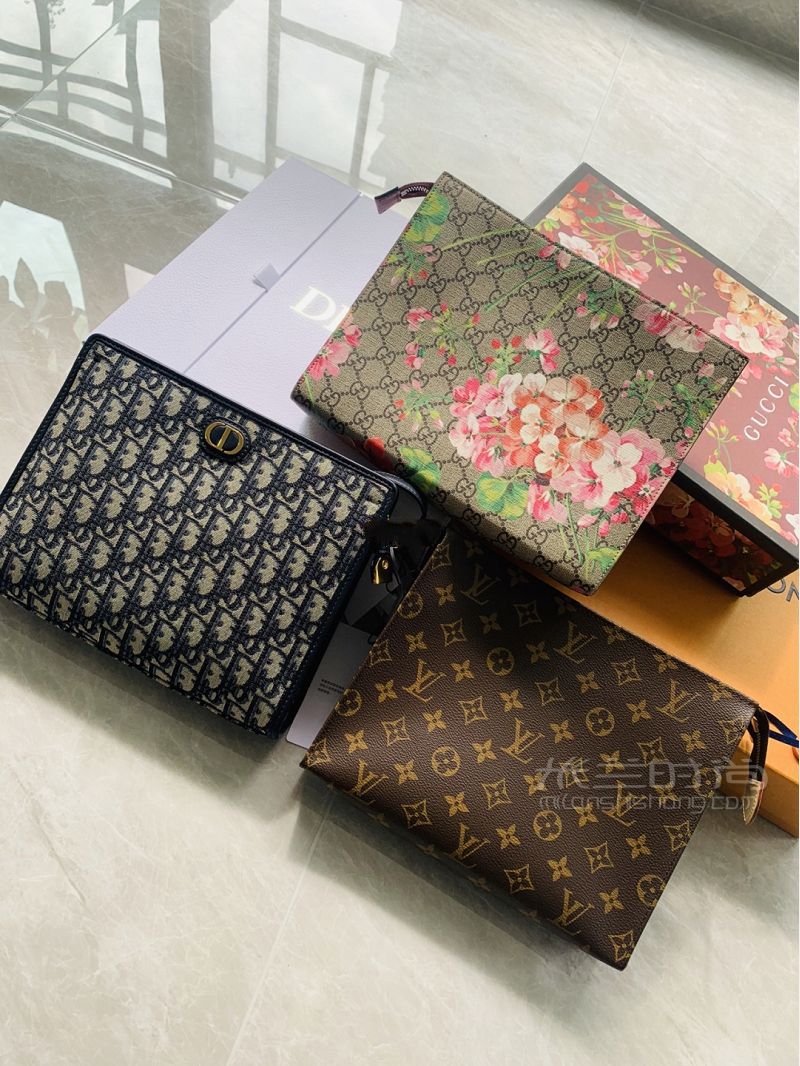 LV洗漱包 Dior手拿包 GUCCi手拿包對比_1