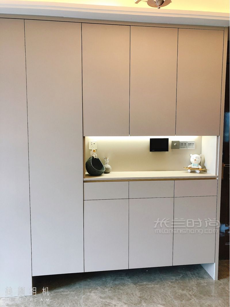 玄關(guān)柜格局?jǐn)[件 海蒂詩(shī)怎么樣_3
