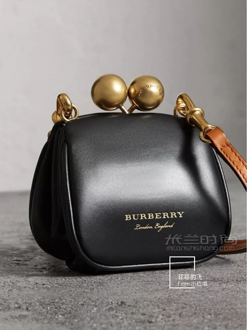 Burberry新出的一款迷你包 這個MINI SIZE太好看了扣子也很好看_2