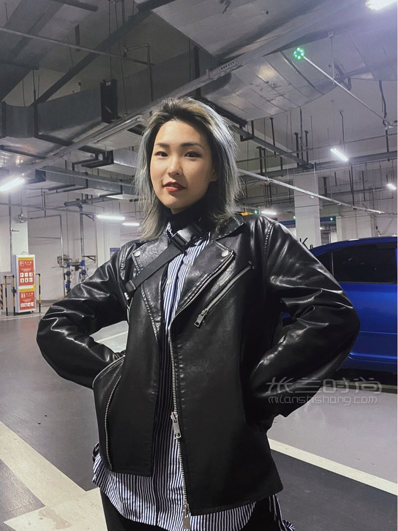 酷帥機(jī)車風(fēng) 優(yōu)衣庫J系列皮衣機(jī)車_4