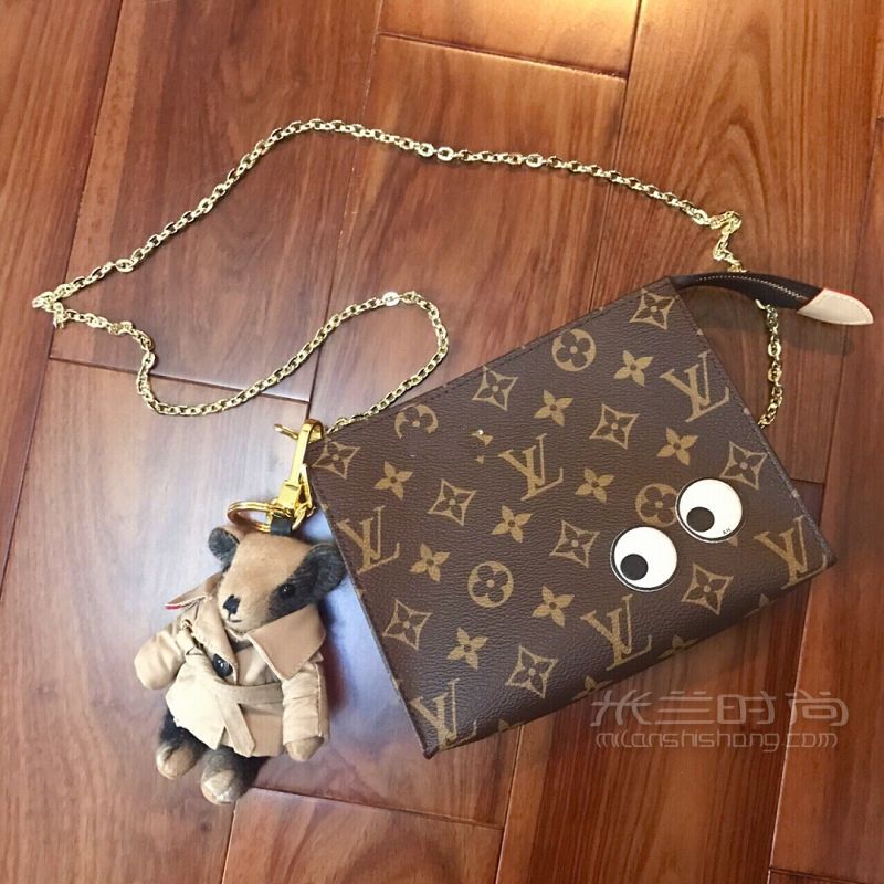 lv 洗漱包 2000塊實(shí)現(xiàn)一包三用_3