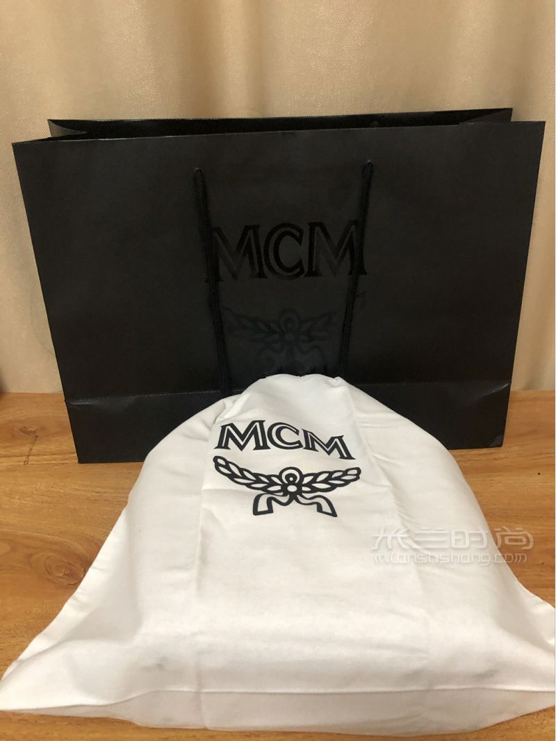 花自己的工資買的第一個mcm包 mcm干邑色菜籃_1