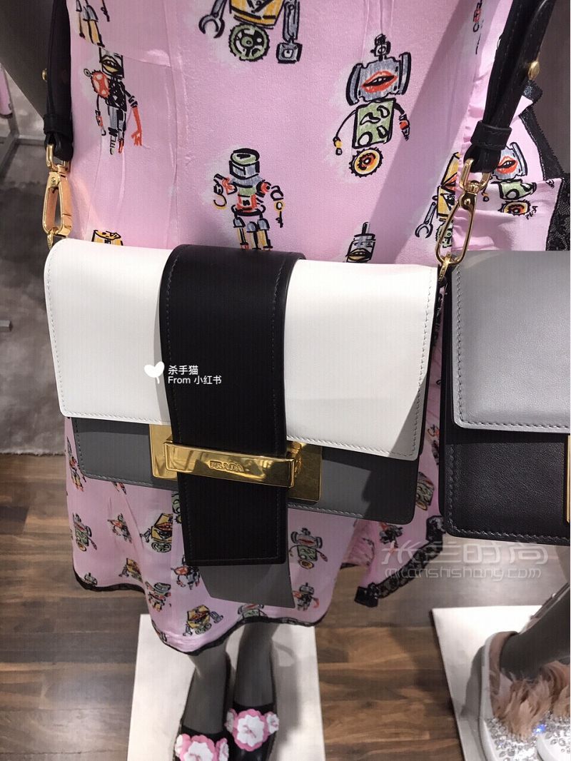 全世界最便宜的prada普拉達(dá) 爆款舌頭包之生日禮物_3