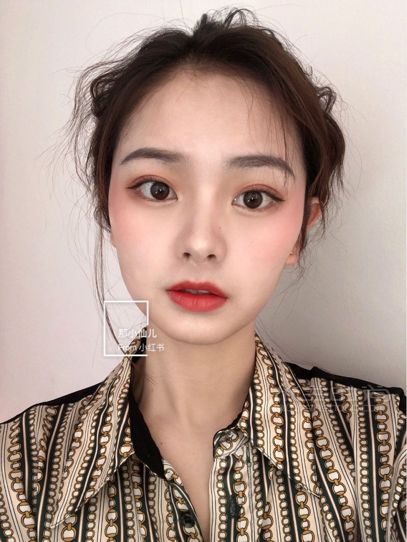 黃皮女孩的腮紅口紅 顯白到犯規(guī) 看不看你說了算_7