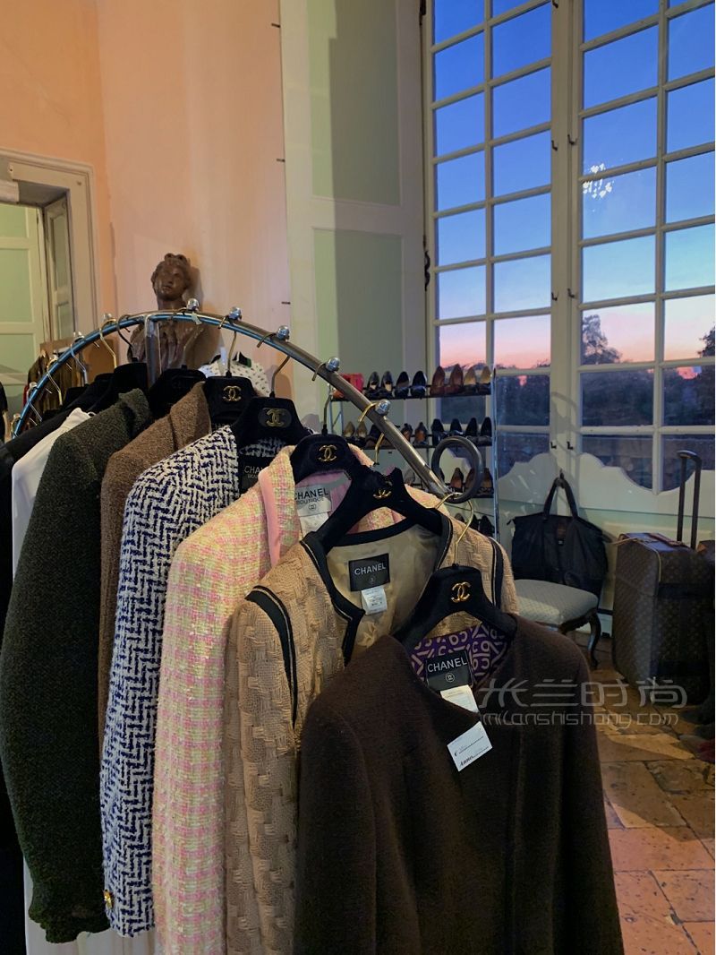 米蘭vintage中古集市 愛馬仕只要50塊！_1